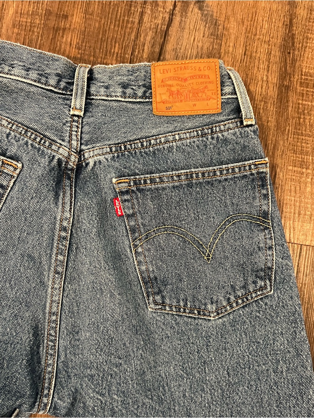Levi’s 501 Original Cropped Jeans W27 L26 Medium Wash Excellent Condition - Picture 10 of 13